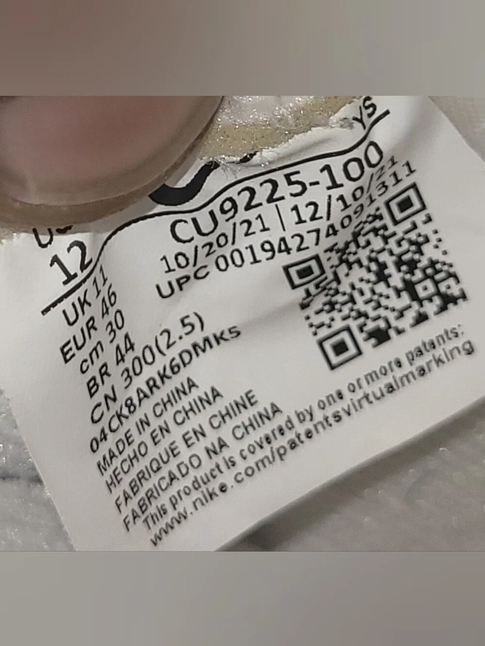 Nike Air Force 1 x Supreme White Sneakers